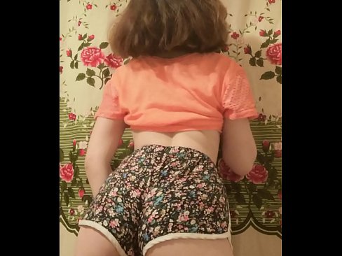 ❤️ מותק צעיר סקסי פושט את המכנסיים הקצרים במצלמה ️❌ סקס ב-iw.91sesex101.top